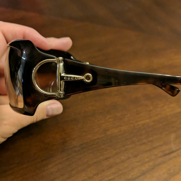 Gucci Sunglasses - Picture 2 of 8